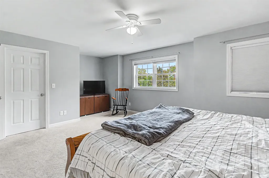 62 Bay Hollow Lane Colchester VT 05446