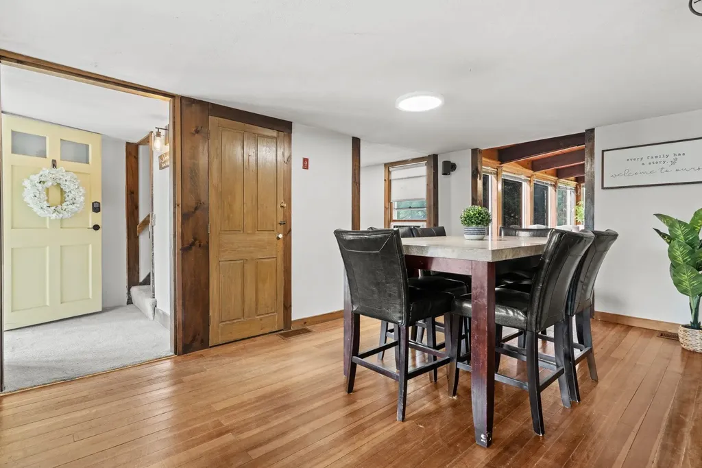 17 Blossom Road Plaistow NH 03865