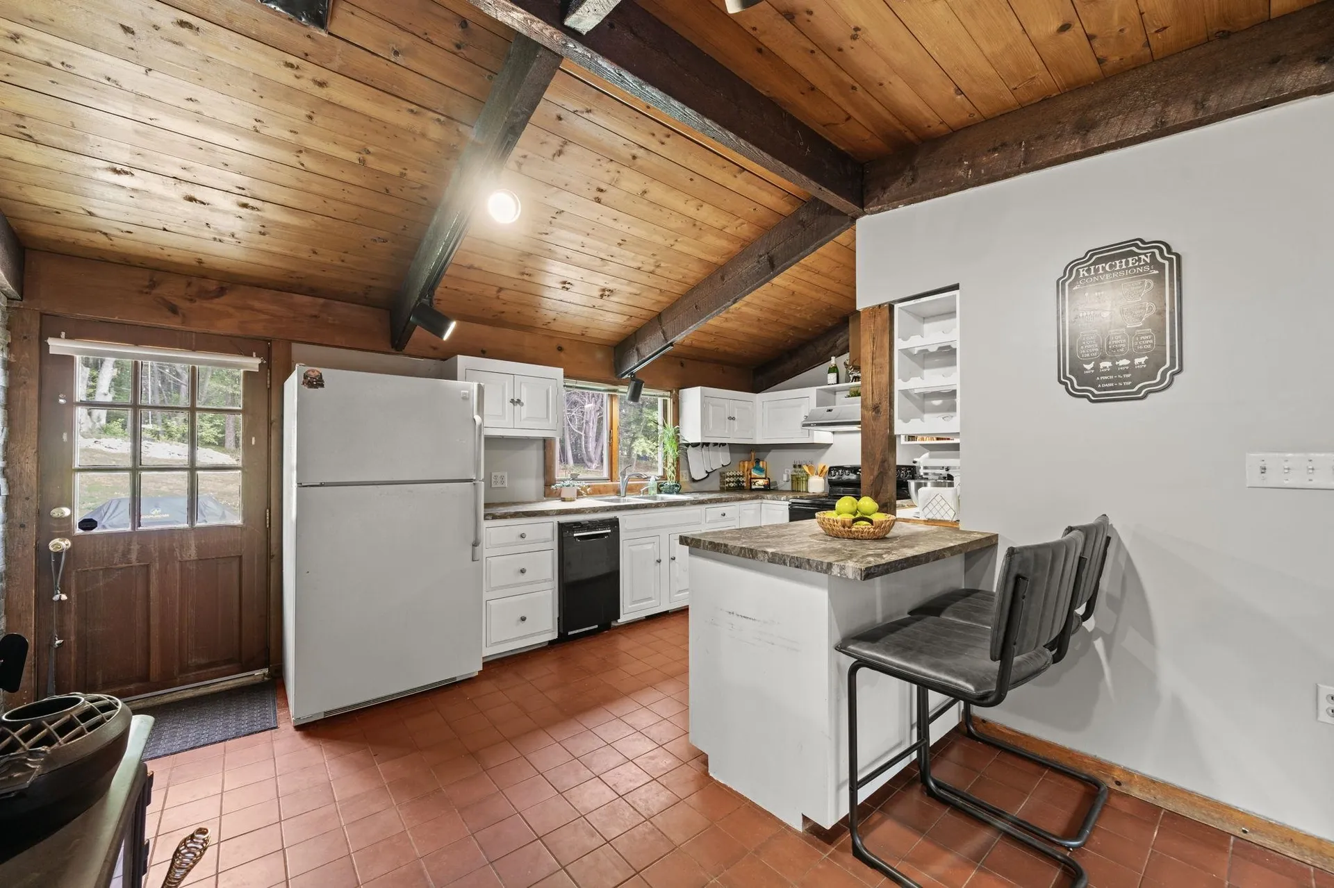 17 Blossom Road Plaistow NH 03865