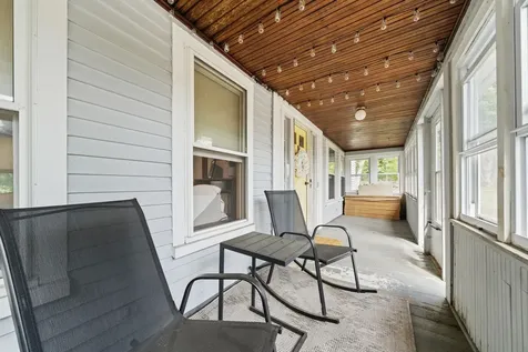 17 Blossom Road Plaistow NH 03865