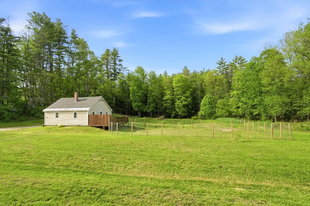 687 John Stark Highway Newport NH 03773