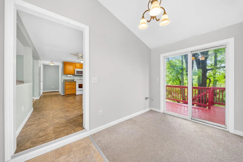 526 Pembroke Street Pembroke NH 03275