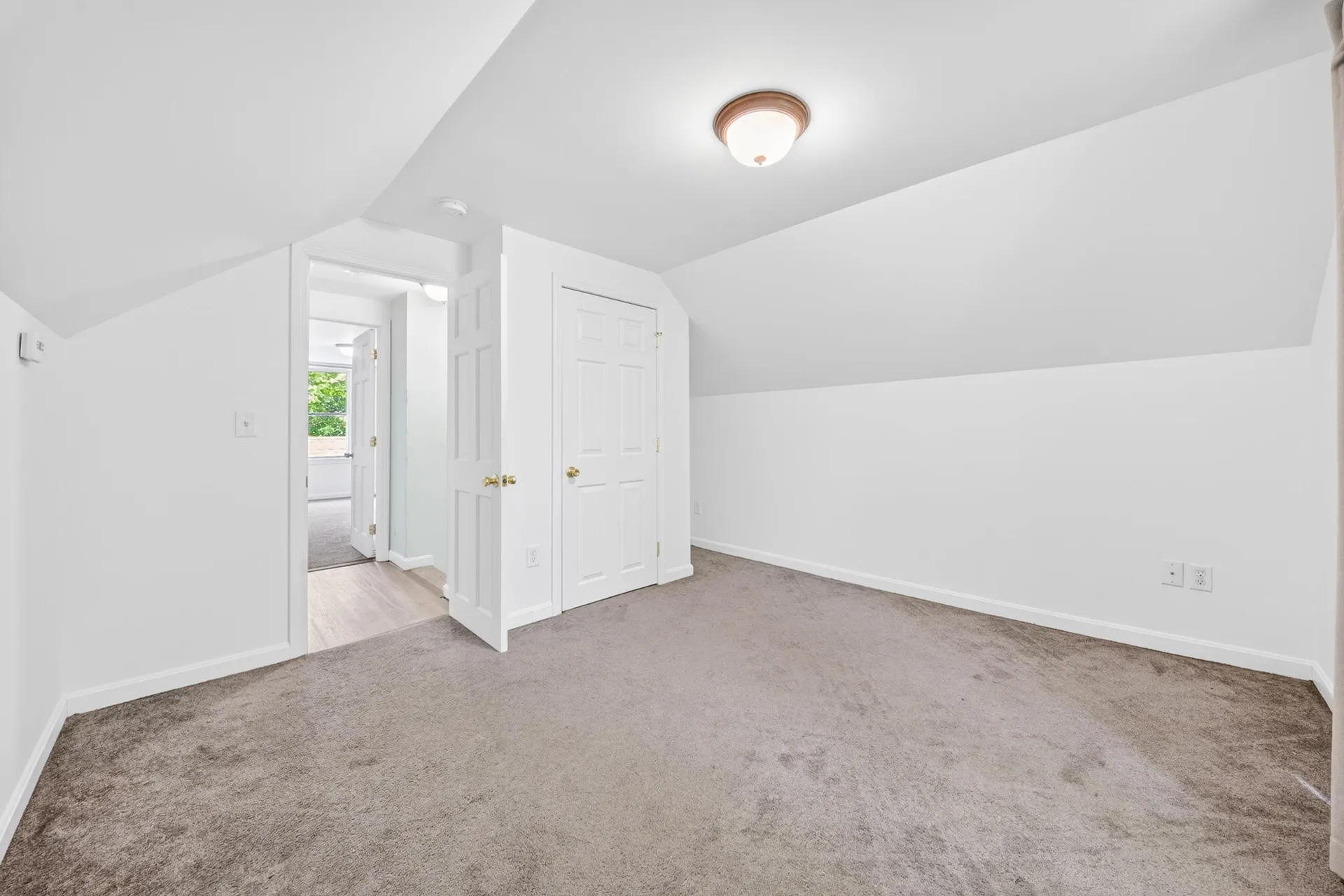526 Pembroke Street Pembroke NH 03275