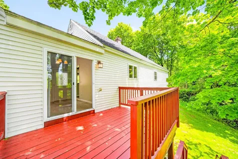 526 Pembroke Street Pembroke NH 03275