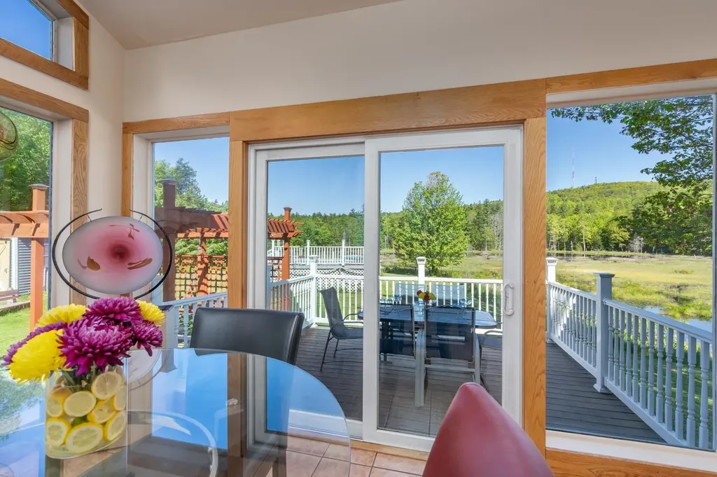 140 Mountain View Road Deerfield NH 03037