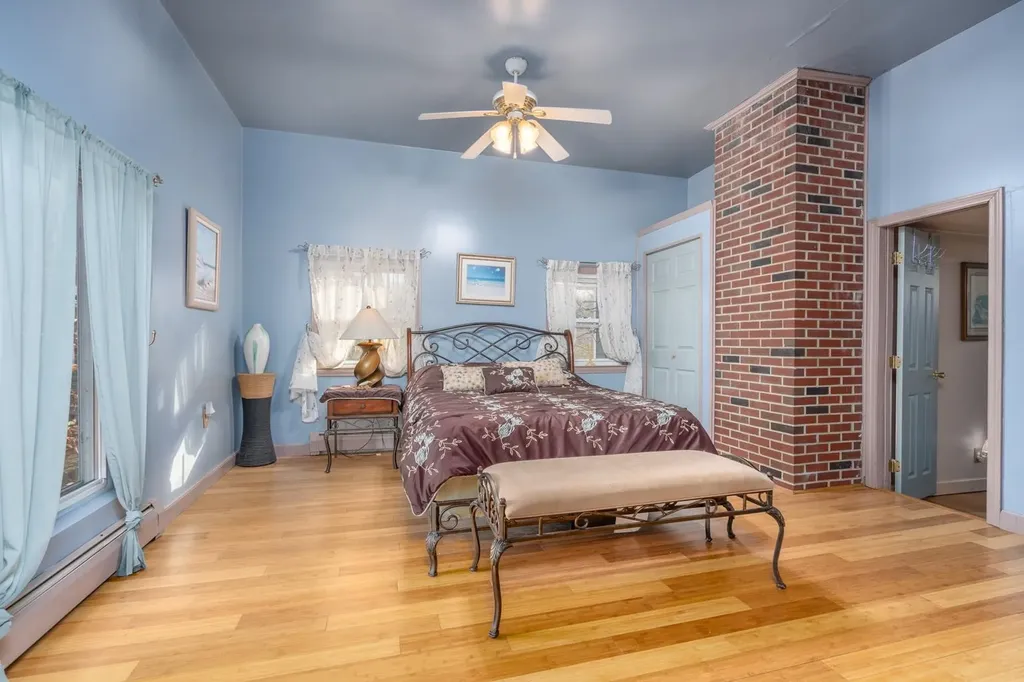 140 Mountain View Road Deerfield NH 03037