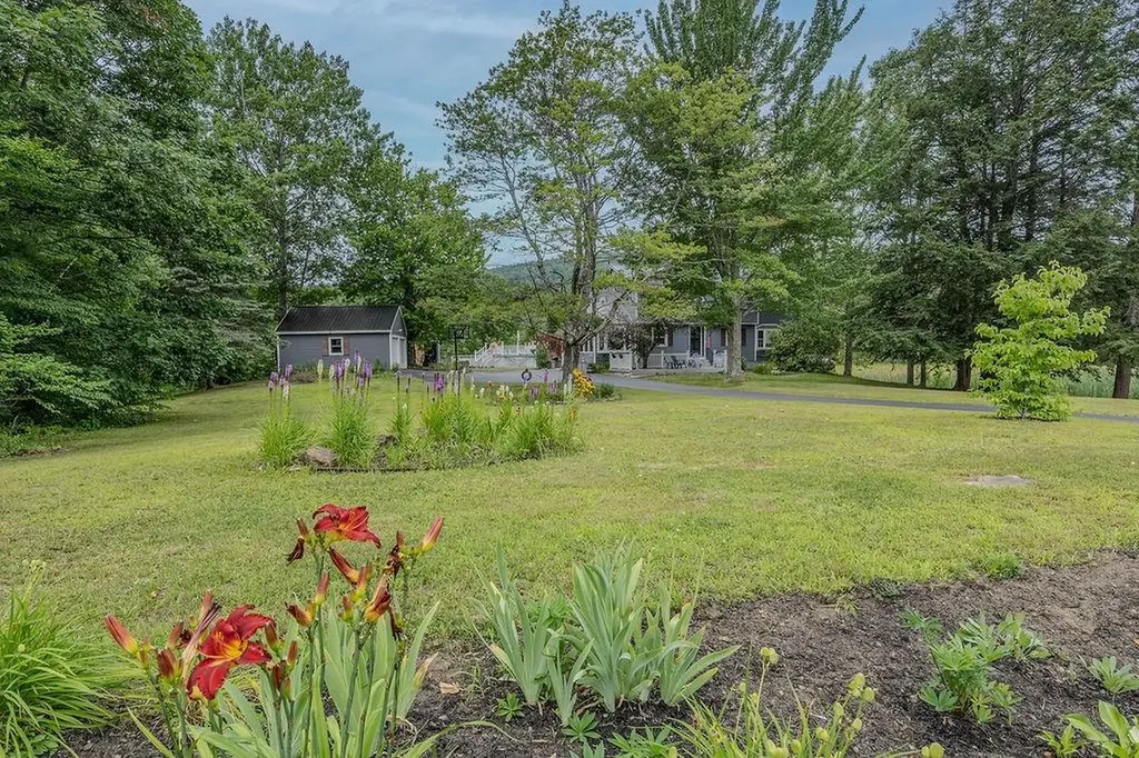 140 Mountain View Road Deerfield NH 03037