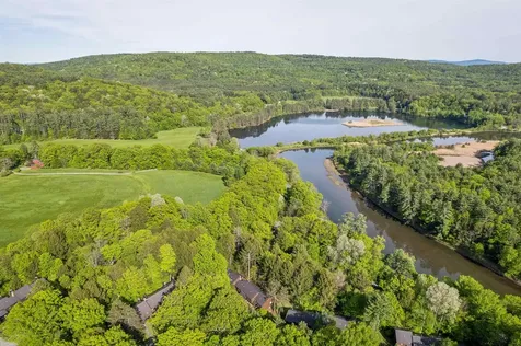 253 Old Quechee Road Hartford VT 05059