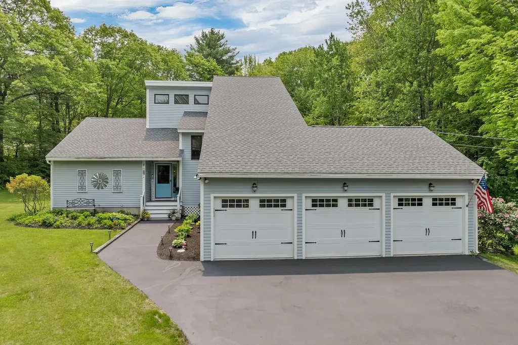 52 Meadow Lane Belmont NH 03220