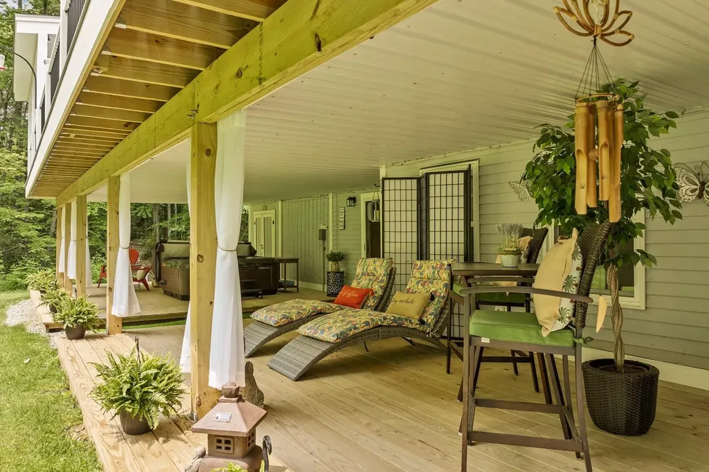 52 Meadow Lane Belmont NH 03220