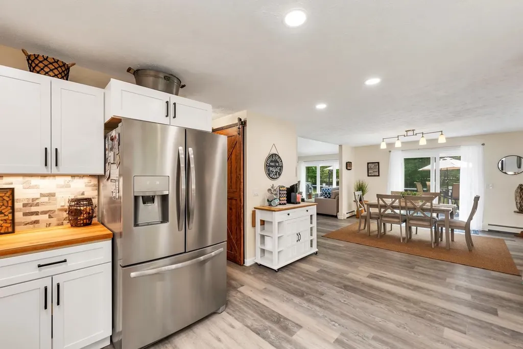 52 Meadow Lane Belmont NH 03220