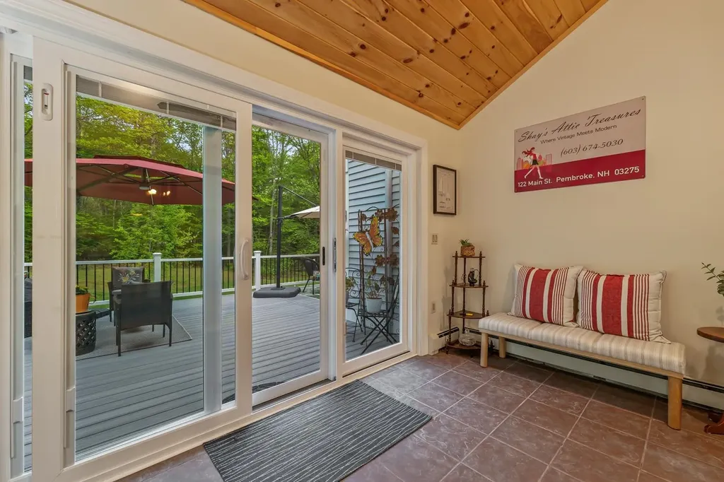 52 Meadow Lane Belmont NH 03220