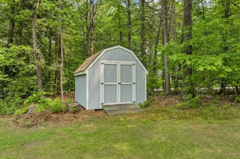 52 Meadow Lane Belmont NH 03220