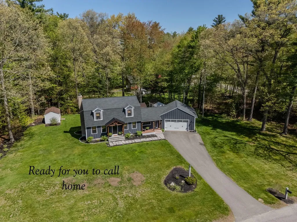 32 Century Lane Litchfield NH 03052