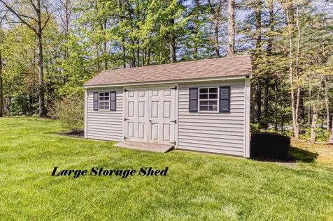 32 Century Lane Litchfield NH 03052