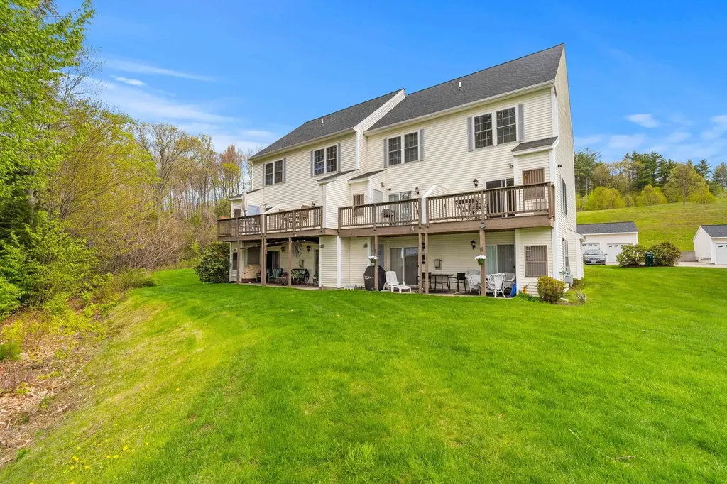 30 Brady Way Laconia NH 03246