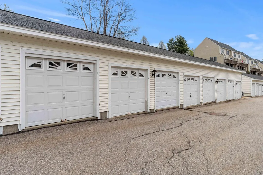 30 Brady Way Laconia NH 03246