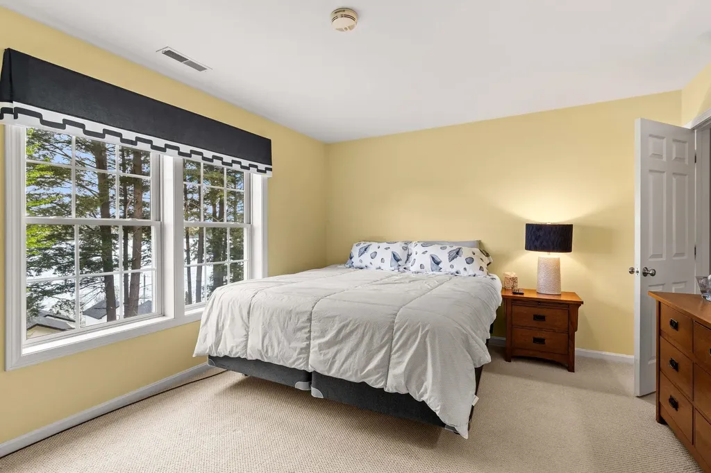 30 Brady Way Laconia NH 03246