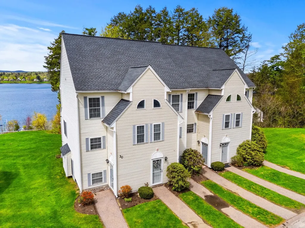 30 Brady Way Laconia NH 03246