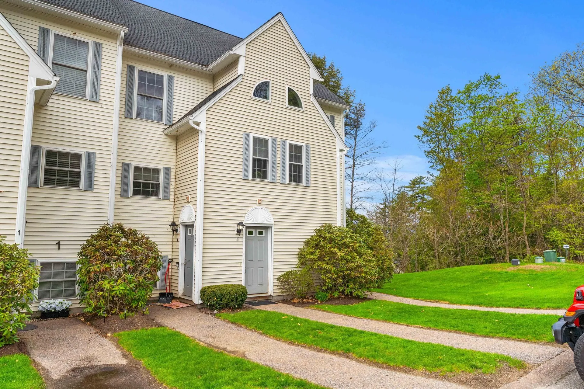 30 Brady Way Laconia NH 03246