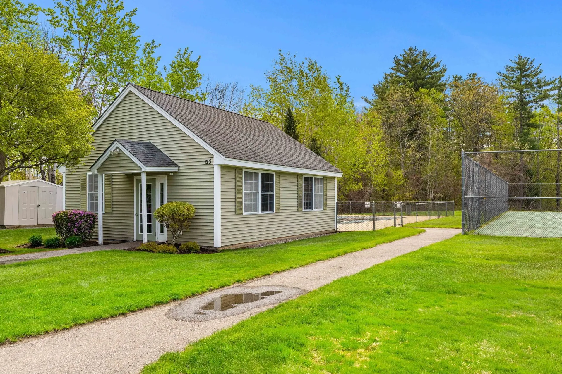 30 Brady Way Laconia NH 03246