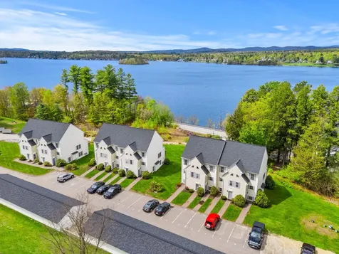 30 Brady Way Laconia NH 03246