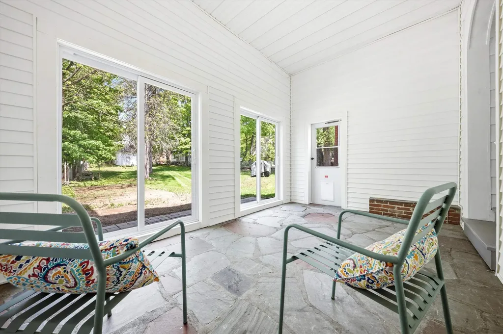 160 Main Street Pembroke NH 03275