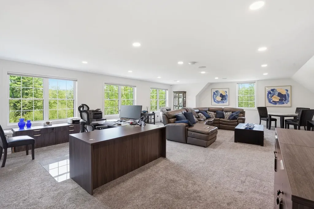 51 Colby Farm Road Chester NH 03036