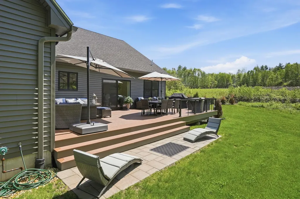 51 Colby Farm Road Chester NH 03036