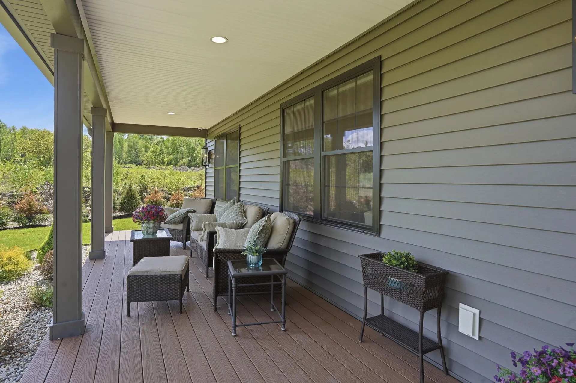 51 Colby Farm Road Chester NH 03036