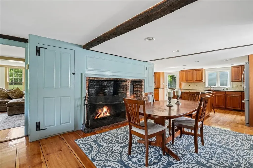 245-247 Danville Road Fremont NH 03044