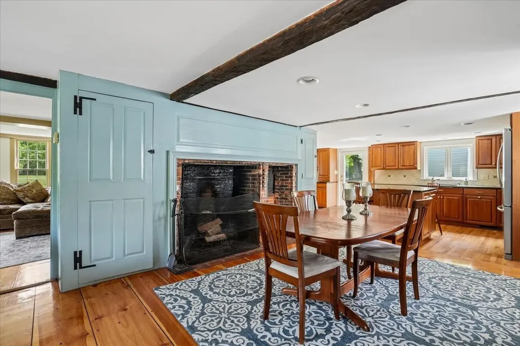 245-247 Danville Road Fremont NH 03044