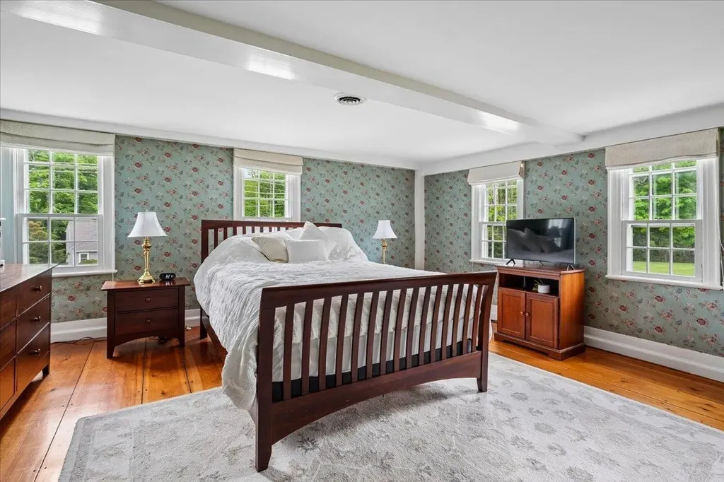 245-247 Danville Road Fremont NH 03044