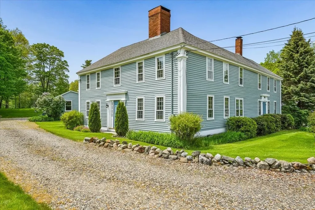 245-247 Danville Road Fremont NH 03044