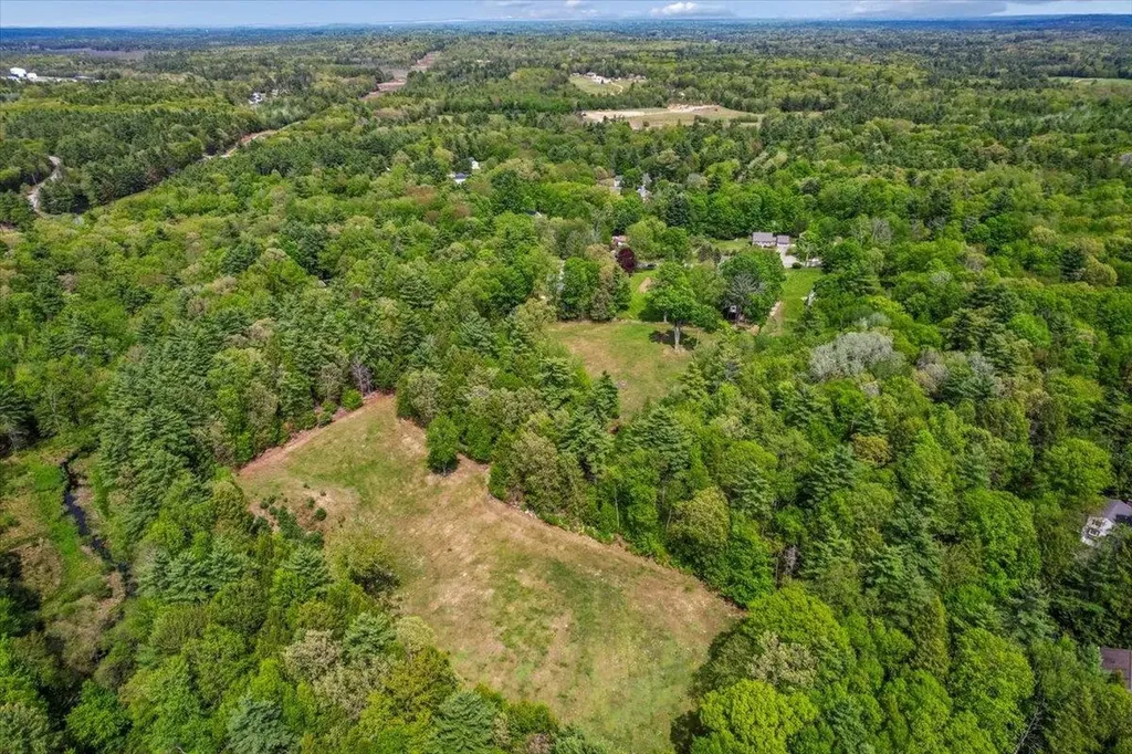 245-247 Danville Road Fremont NH 03044