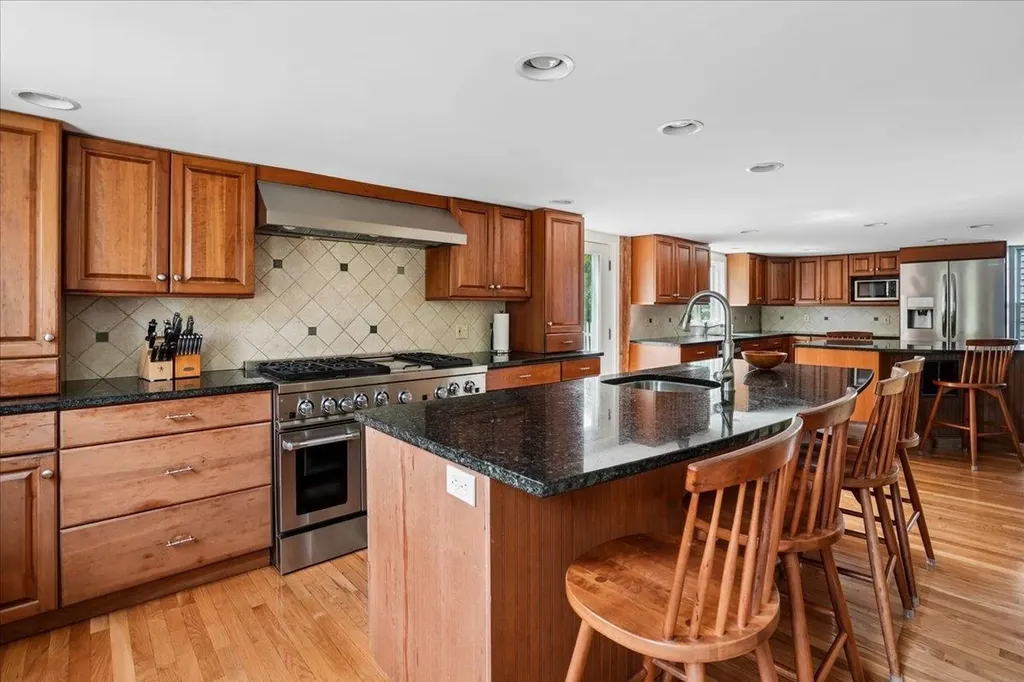 245-247 Danville Road Fremont NH 03044