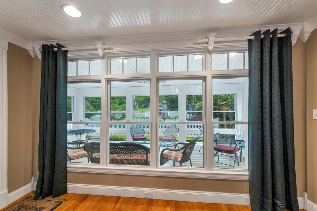 153 Castle Hill Road Windham NH 03087