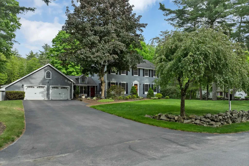 153 Castle Hill Road Windham NH 03087