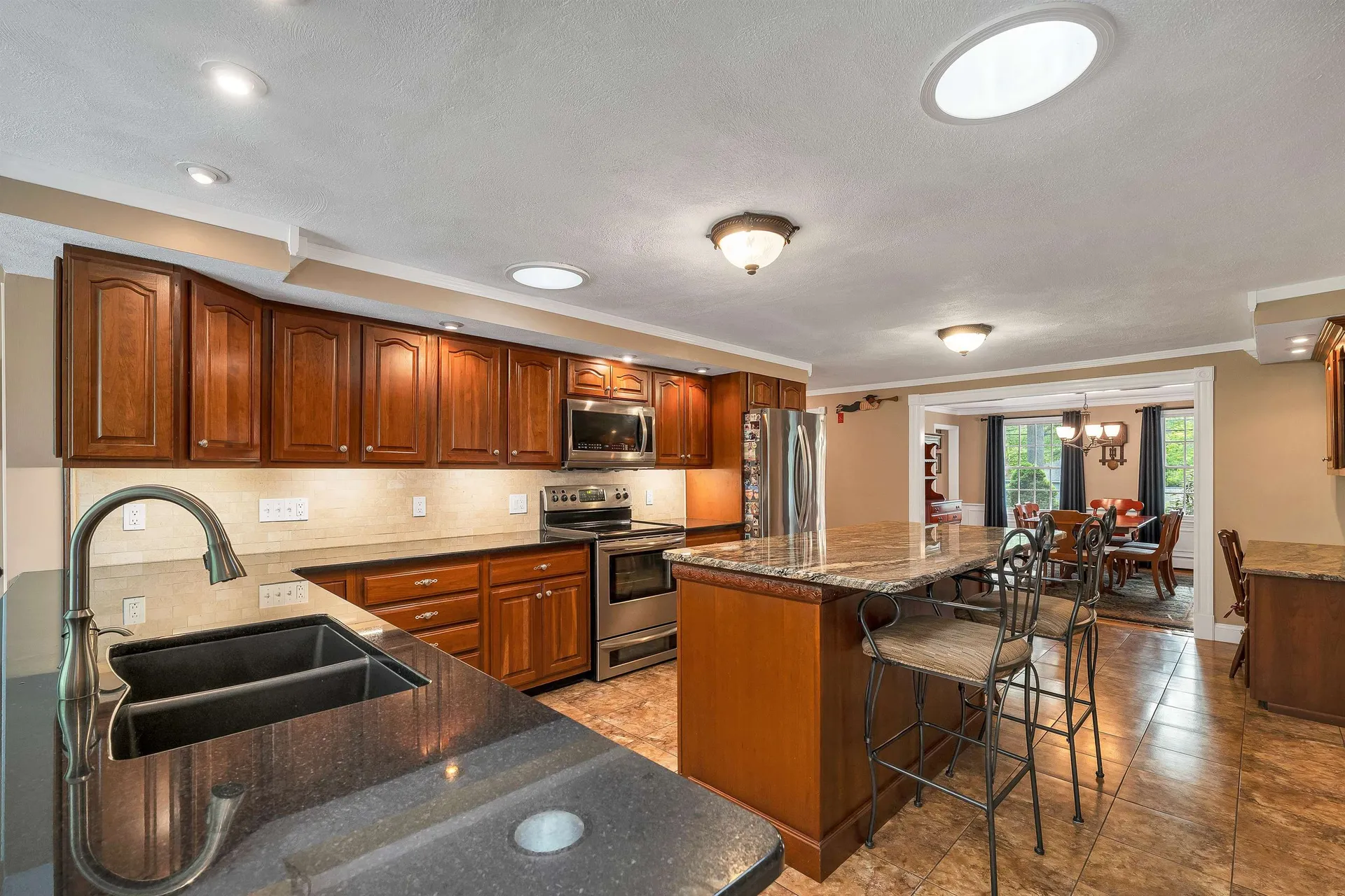 153 Castle Hill Road Windham NH 03087