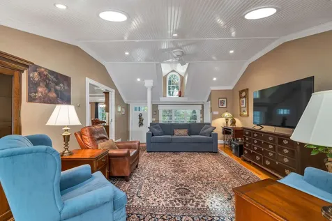 153 Castle Hill Road Windham NH 03087