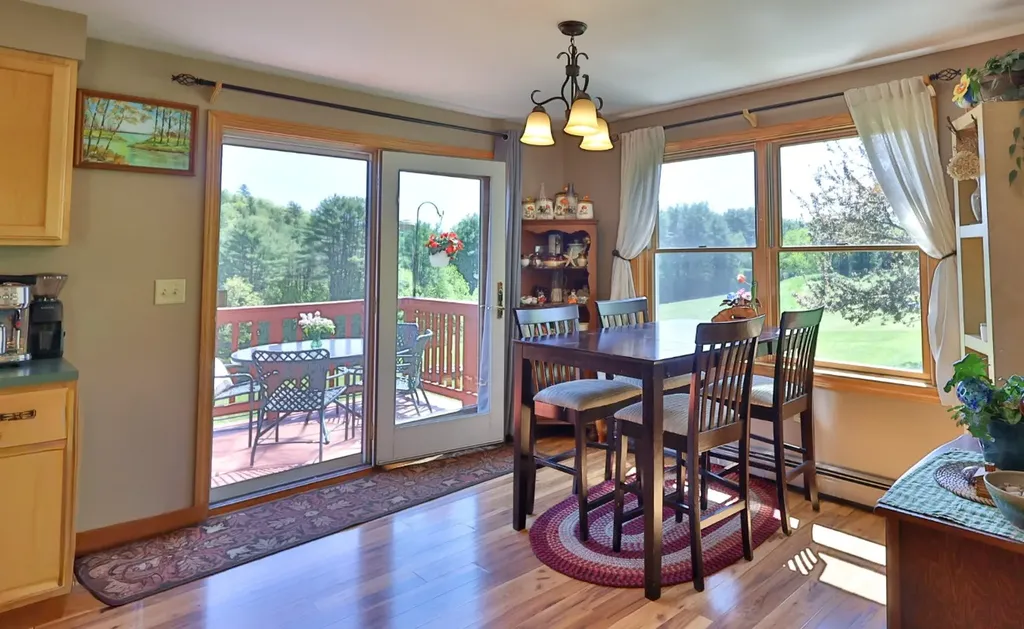 23 Meadow View Lane Hartland VT 05048
