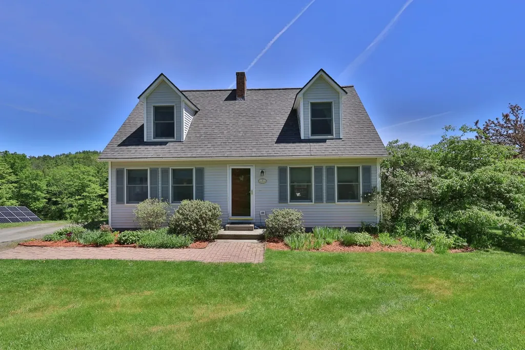 23 Meadow View Lane Hartland VT 05048