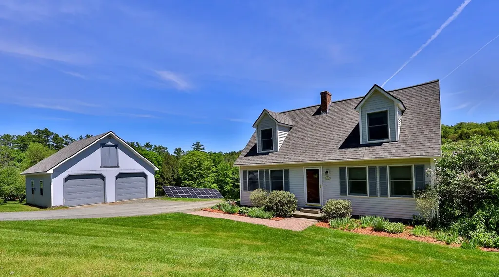 23 Meadow View Lane Hartland VT 05048
