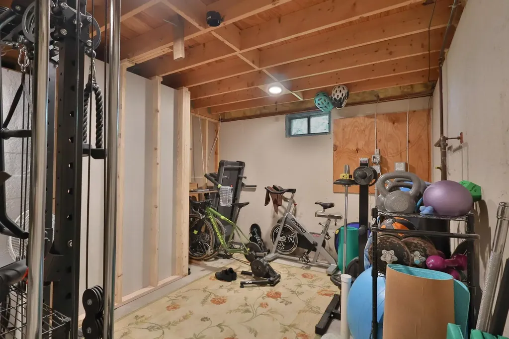 23 Meadow View Lane Hartland VT 05048