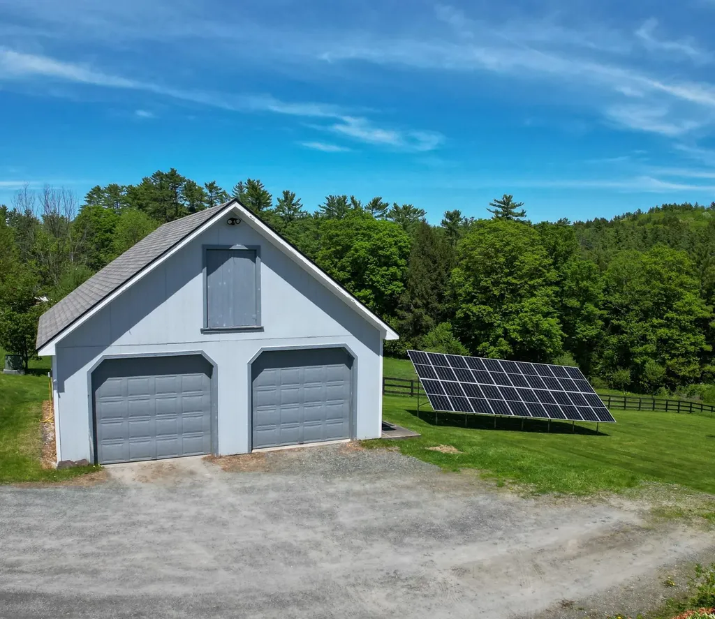 23 Meadow View Lane Hartland VT 05048