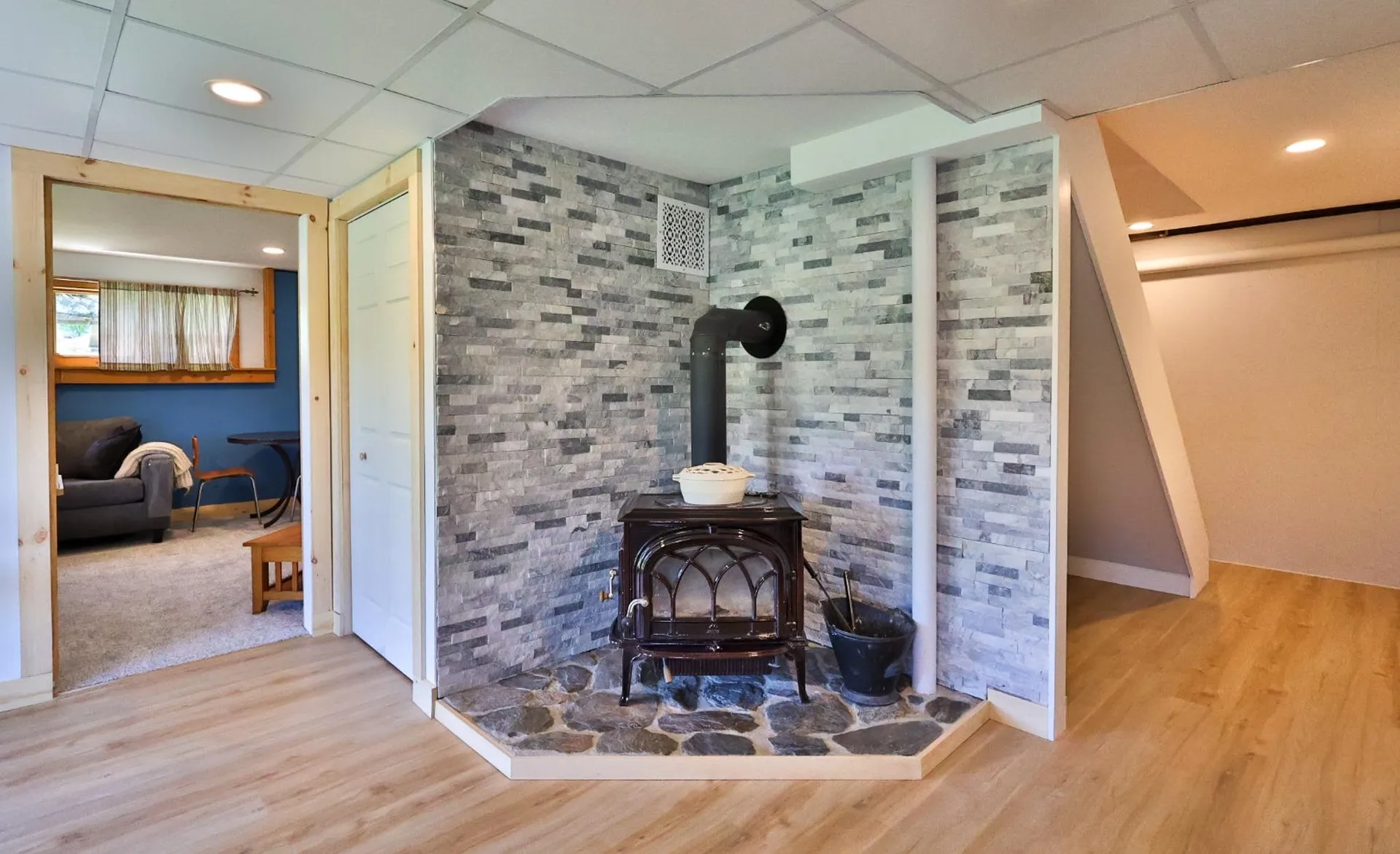 23 Meadow View Lane Hartland VT 05048