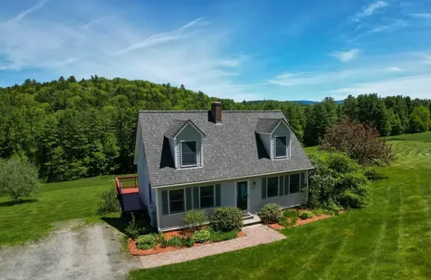 23 Meadow View Lane Hartland VT 05048