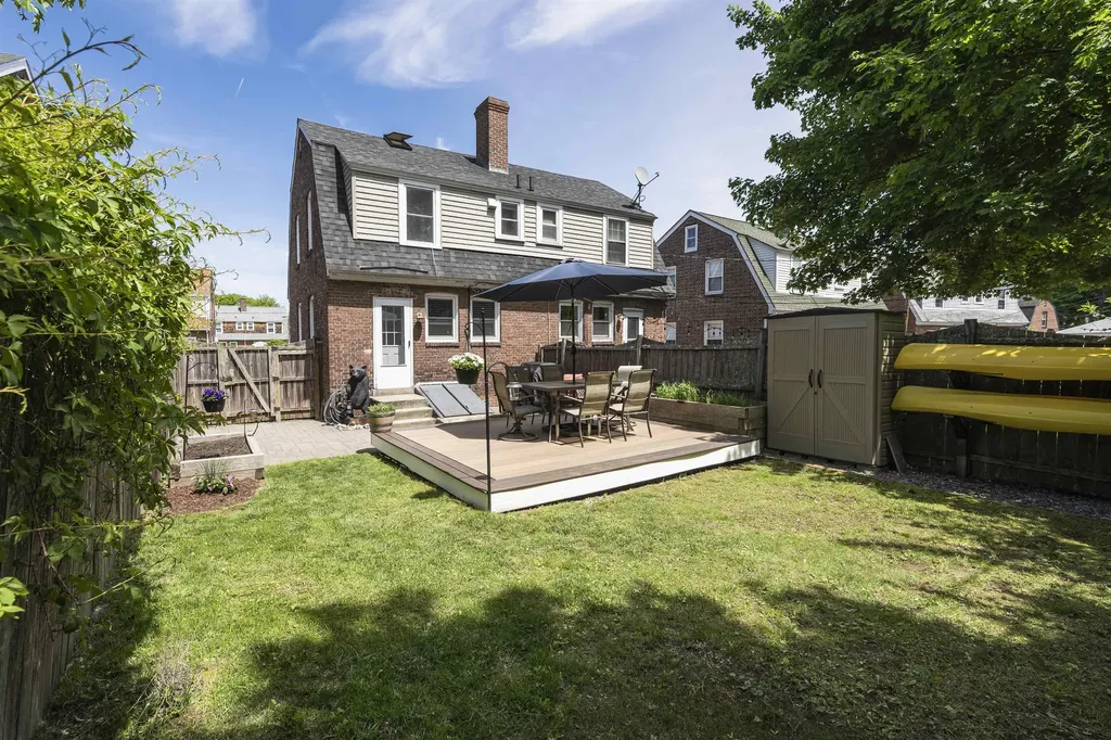 189 Concord Way Portsmouth NH 03801