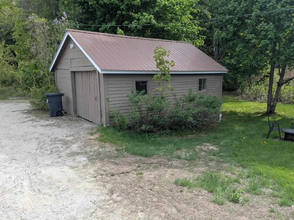 20 Daniel Webster Highway Plymouth NH 03264