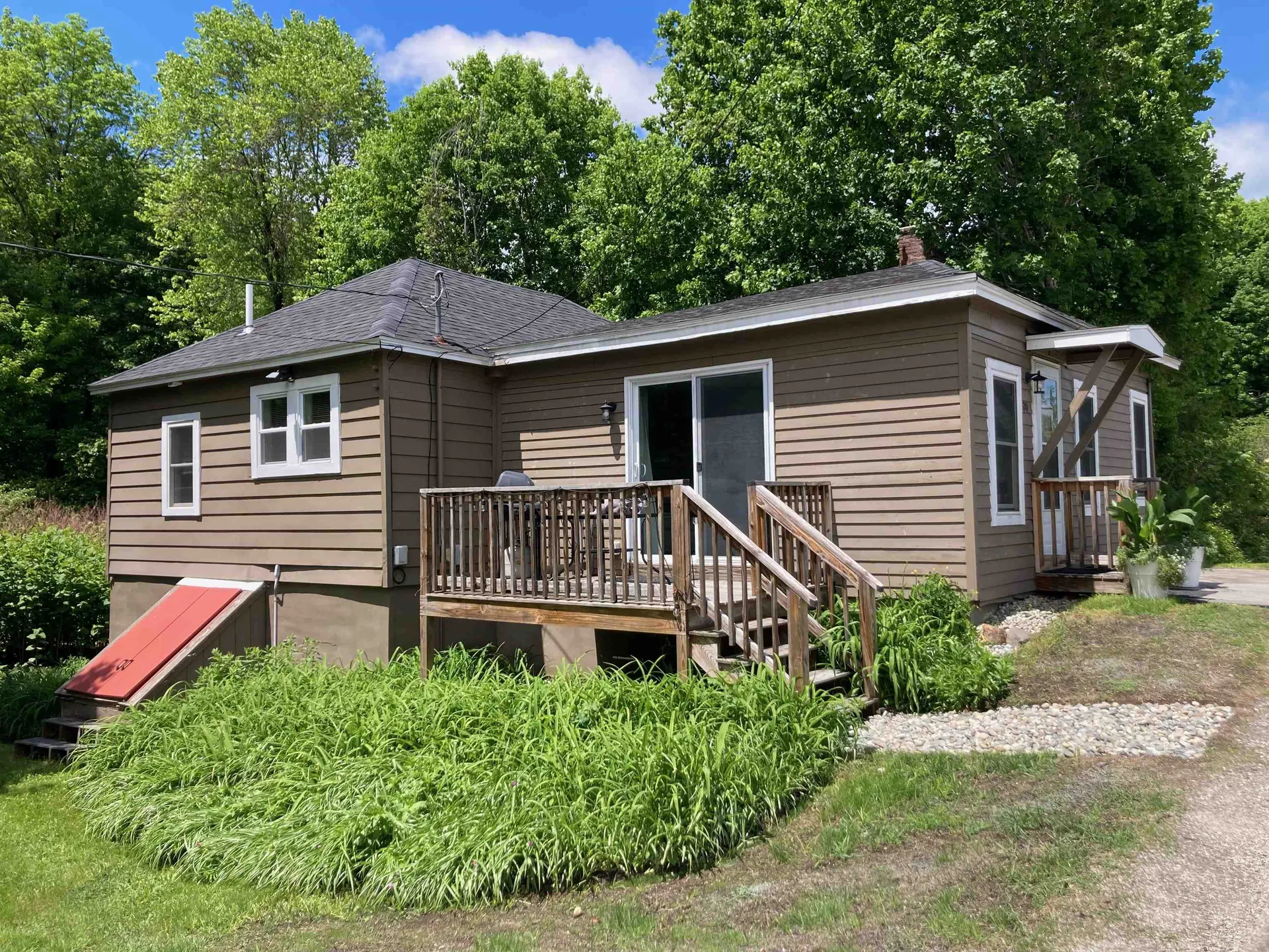 20 Daniel Webster Highway Plymouth NH 03264